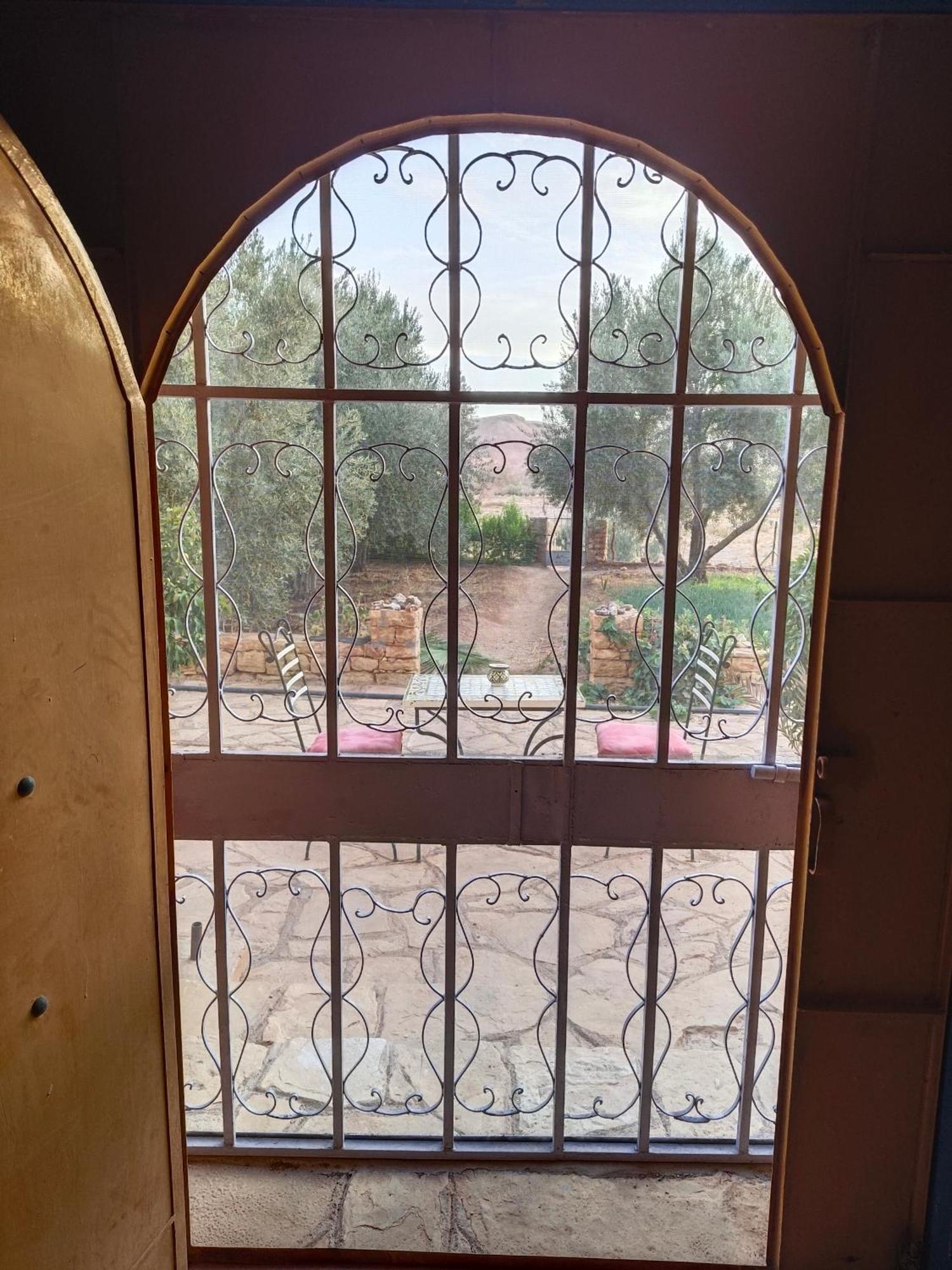 Kasbah Imini Bed & Breakfast Amerzgane Bagian luar foto