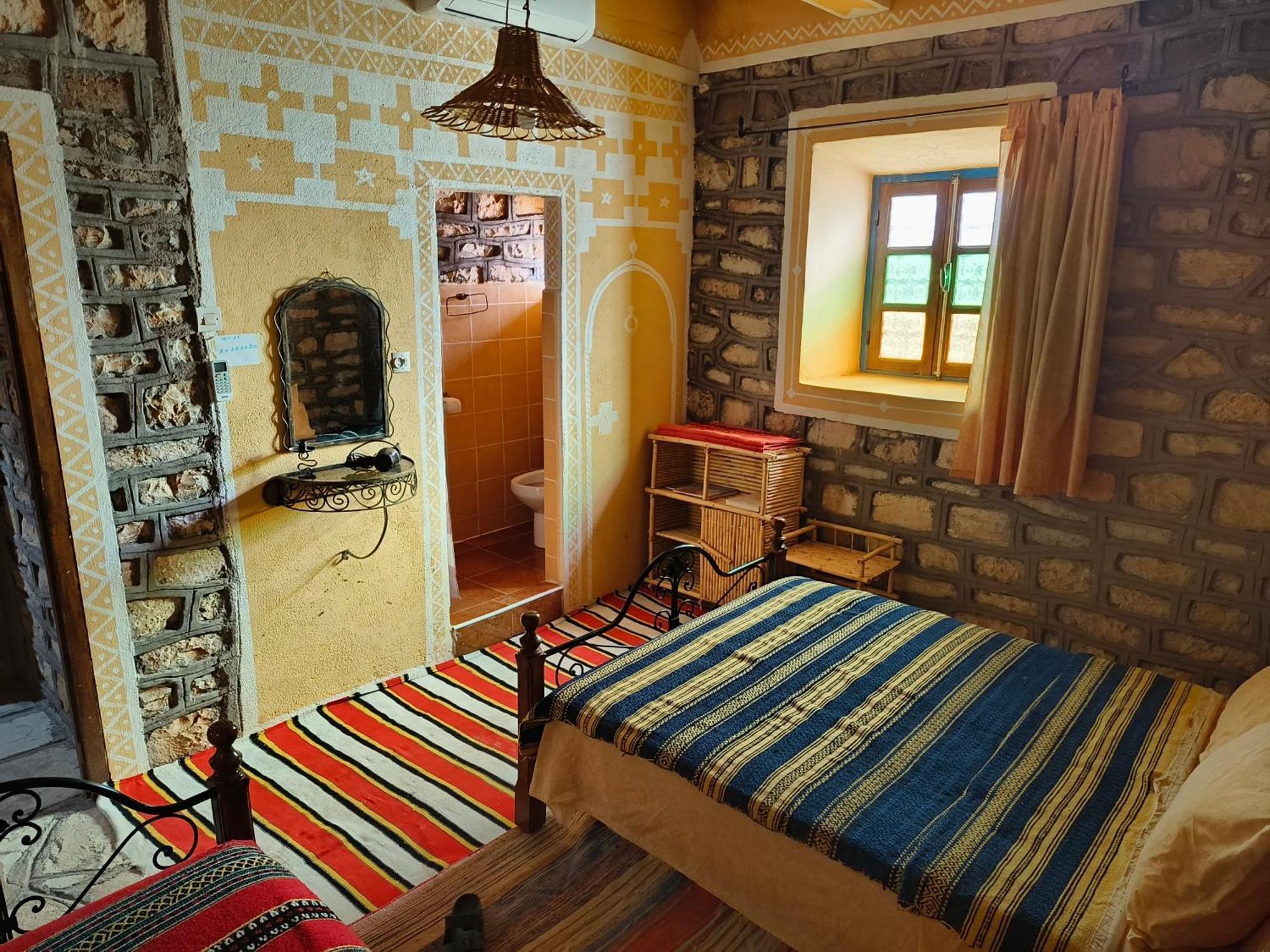 Kasbah Imini Bed & Breakfast Amerzgane Bagian luar foto