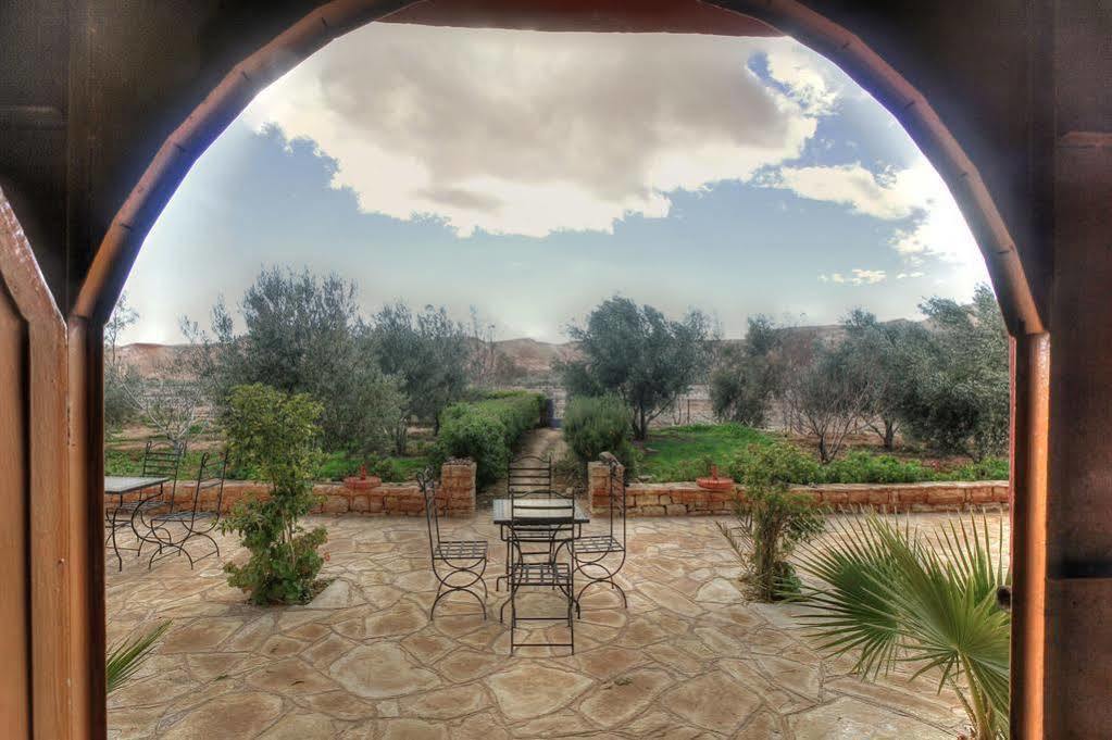 Kasbah Imini Bed & Breakfast Amerzgane Bagian luar foto